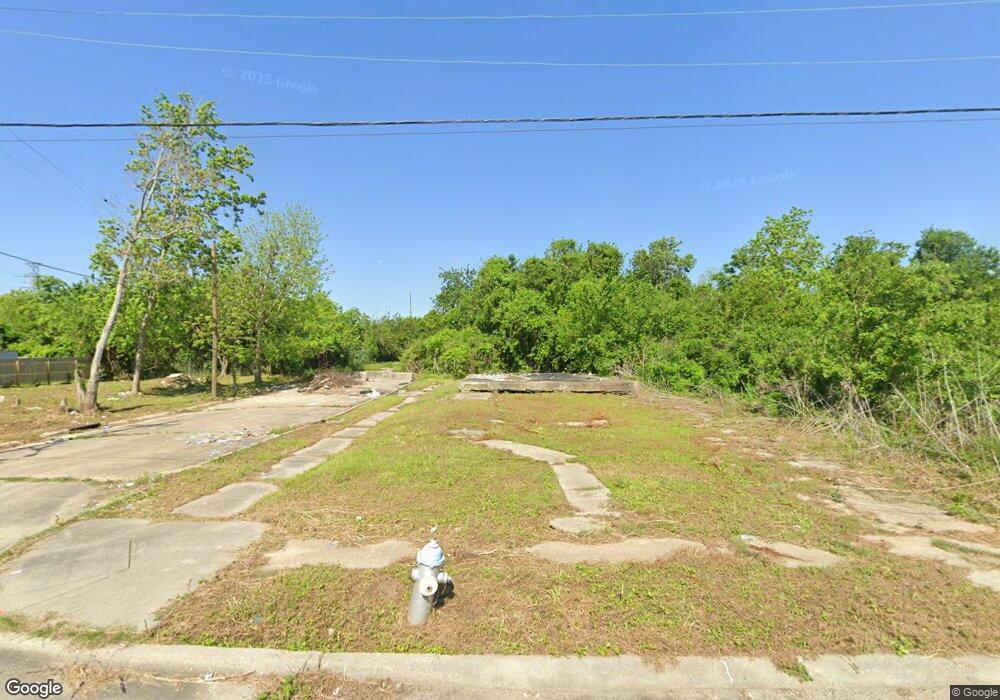 2800 Clouet St, New Orleans, LA 70126 - photo 1