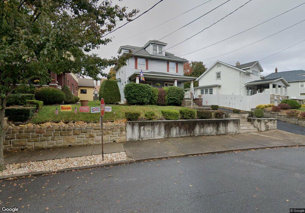 7 Hillcrest Dr, Olyphant, PA 18447 - photo 1