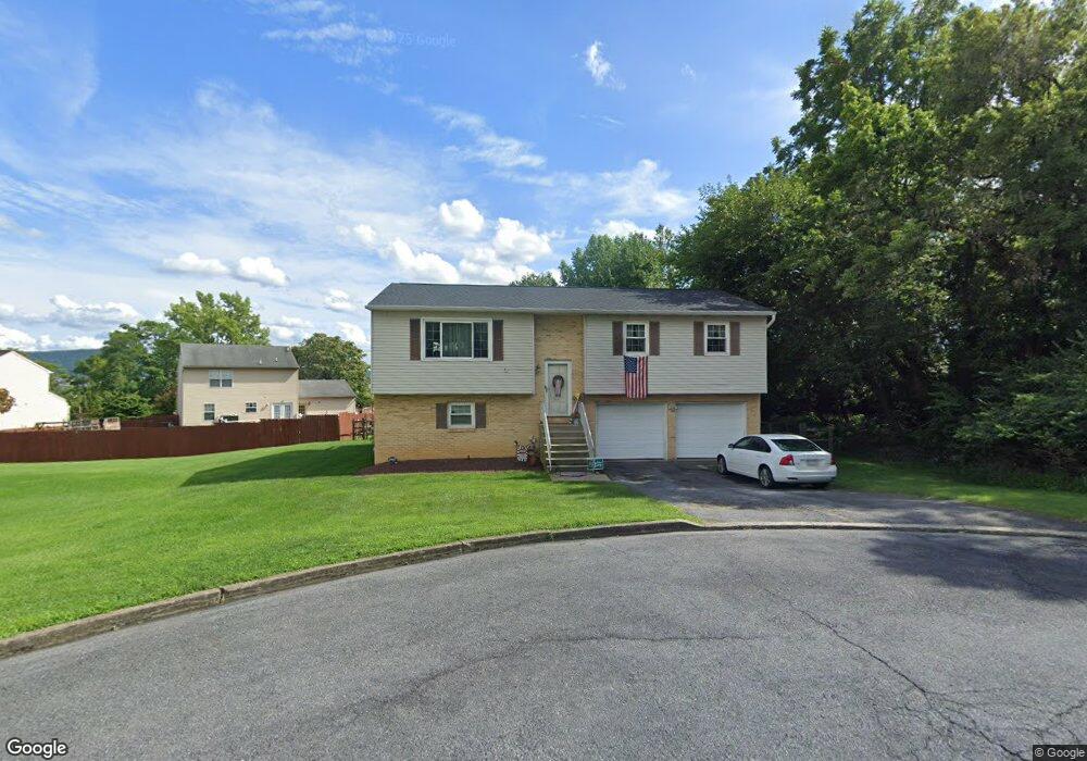 1060 Monroe St, Freemansburg, PA 18017 - photo 1