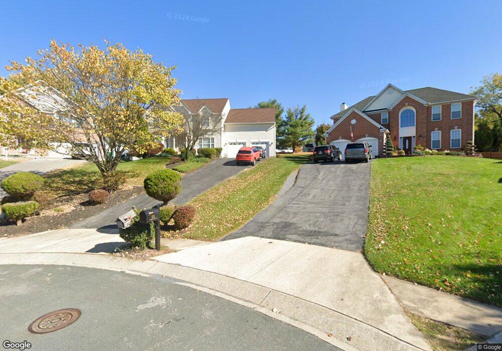 6113 Flemish Blue Ct, Sykesville, MD 21784 - photo 1