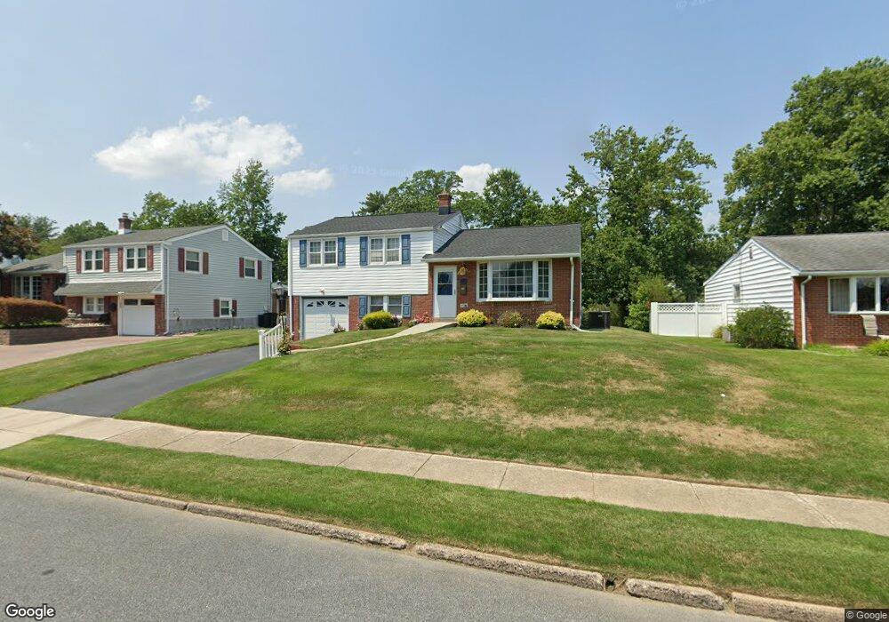 1005 Eisenhower Ave, Woodlyn, PA 19094 - photo 1