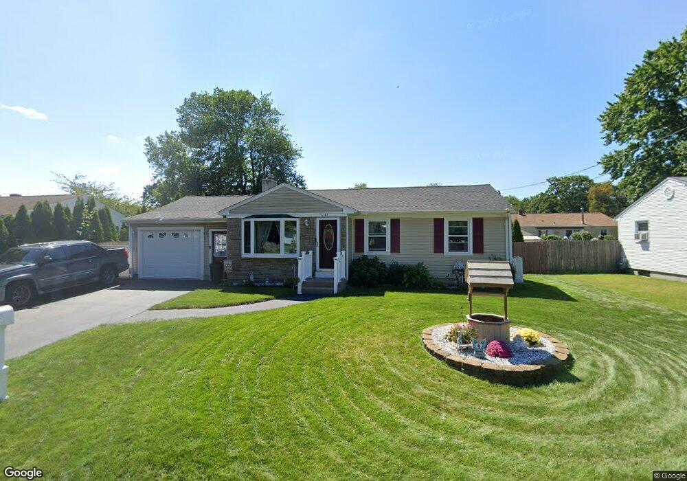 67 Grassy Plain Rd, Riverside, RI 02915 - photo 1