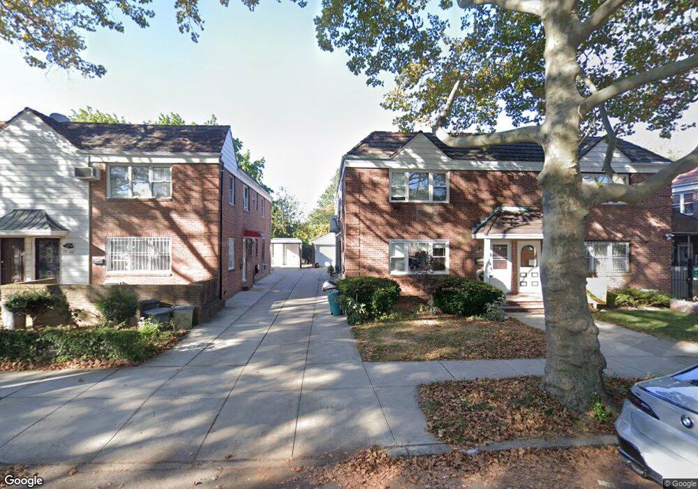 7318 197th St, Fresh Meadows, NY 11366 - photo 1