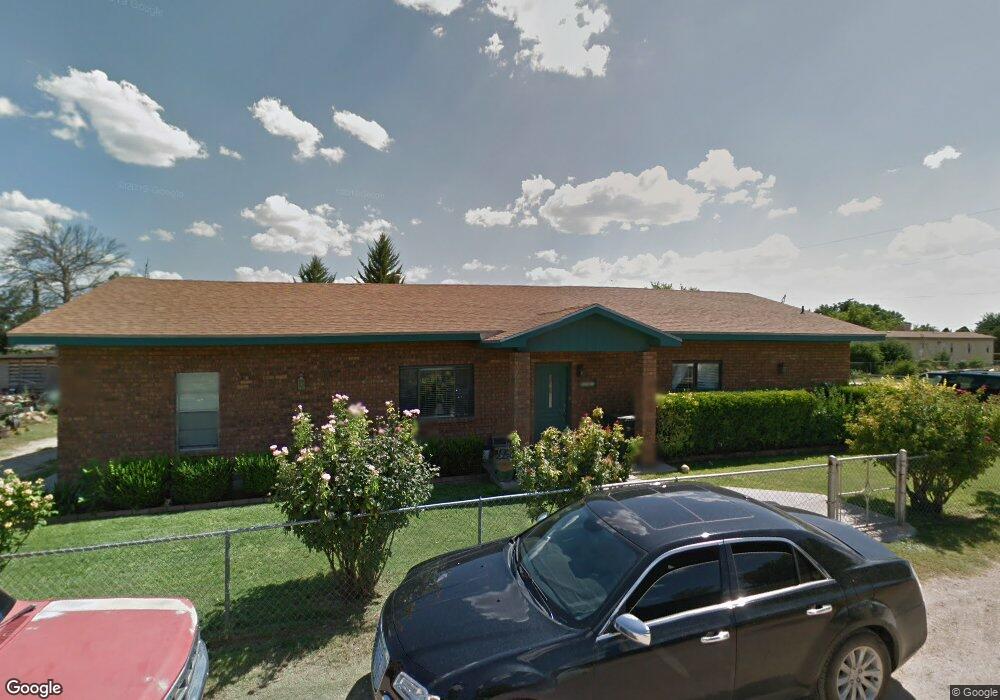 1203 Meadows St, Carlsbad, NM 88220 - photo 1