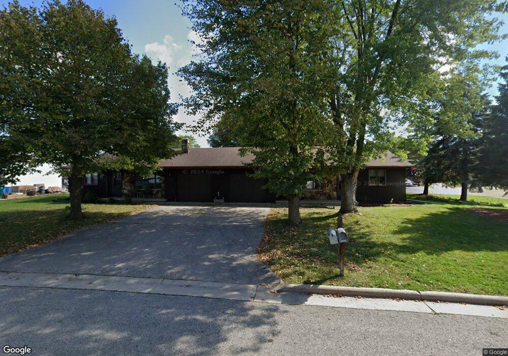 1522 N Whitney Dr, Appleton, WI 54914 - photo 1