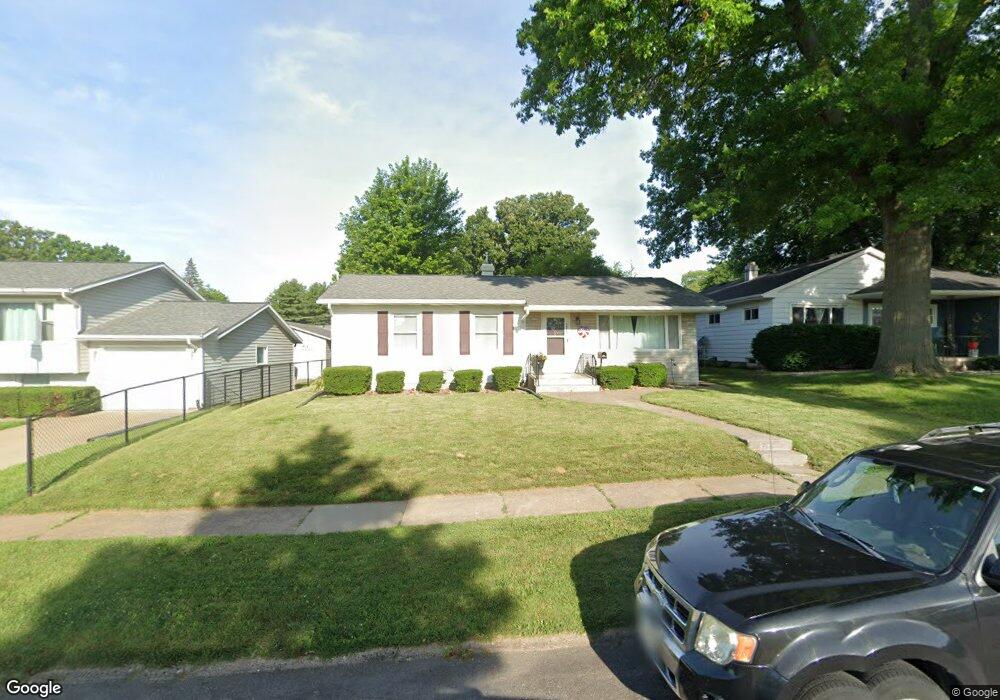 2420 N Sturdevant St, Davenport, IA 52804 - photo 1
