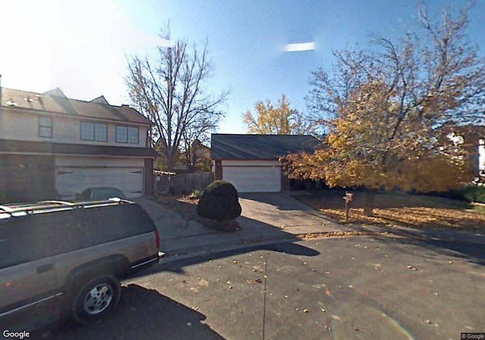 572 S Kalispell Way, Aurora, CO 80017 - photo 1