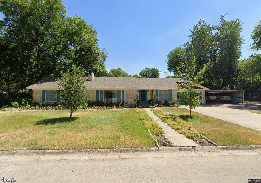 1400 Cherry St, Gainesville, TX 76240 - photo 1