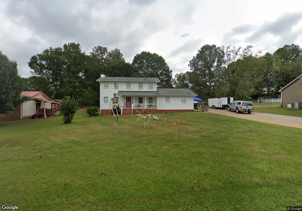 1715 Round Hill Rd, Weaver, AL 36277 - photo 1