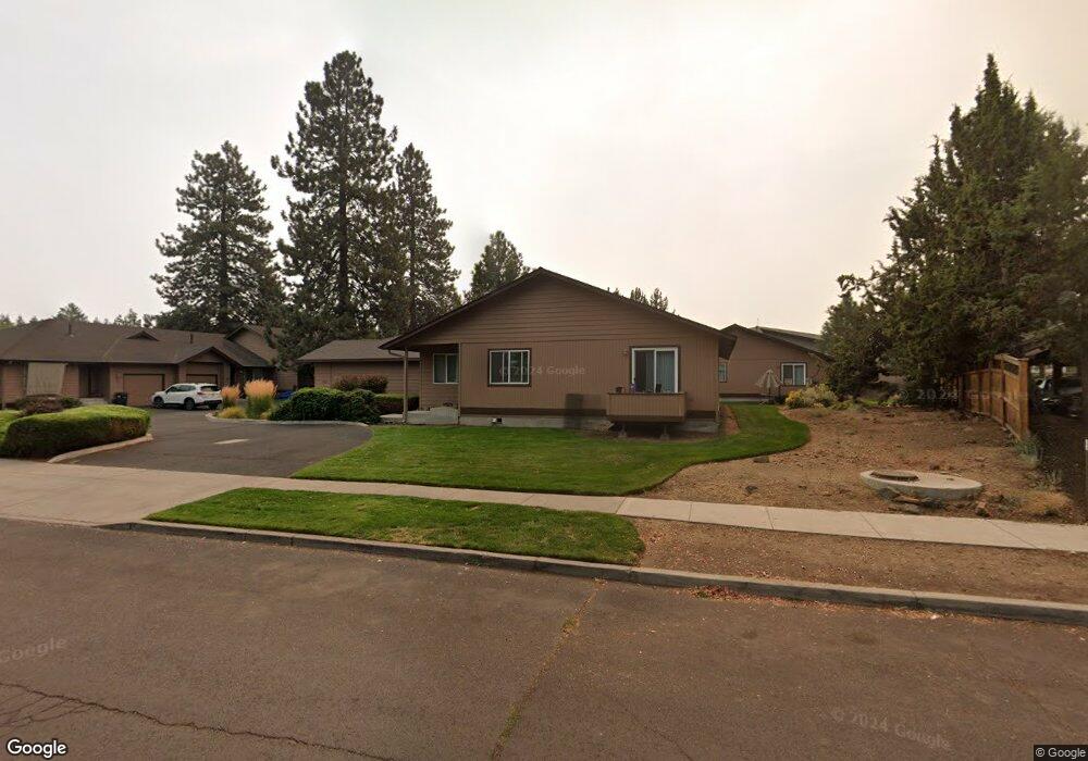 2073 NE Linnea Dr, Bend, OR 97701 - photo 1