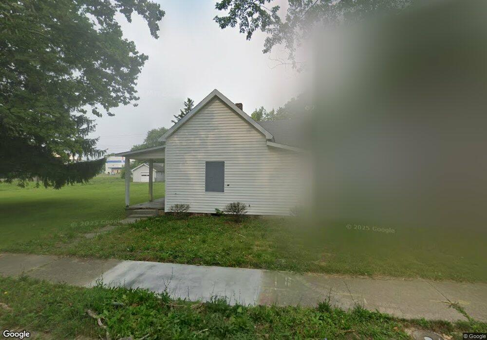 2205 S Mulberry St, Muncie, IN 47302 - photo 1