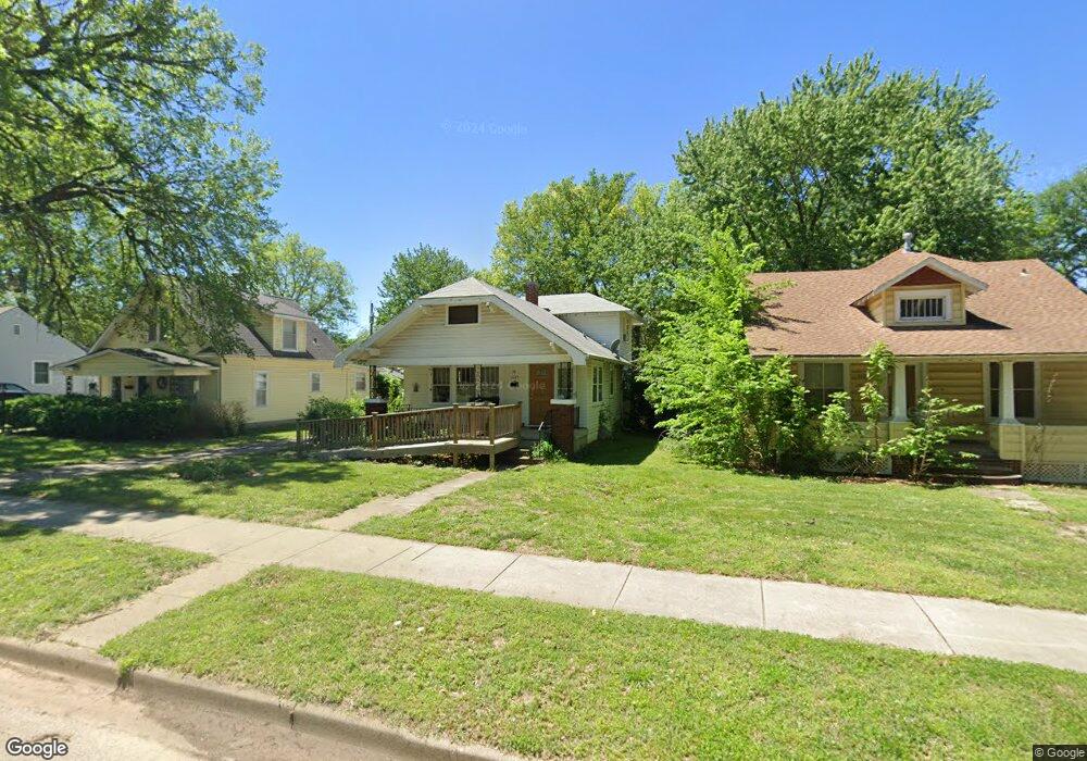 1175 SW Randolph Ave, Topeka, KS 66604 - photo 1