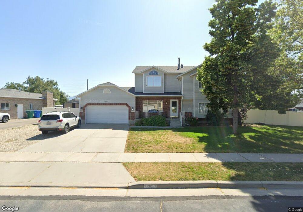 12061 S 2740 W, Riverton, UT 84065 - photo 1