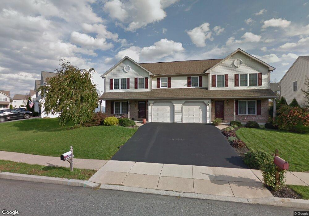 1021 Ithaca St, Reading, PA 19605 - photo 1