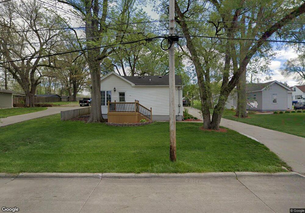 6211 SW 3rd St, Des Moines, IA 50315 - photo 1