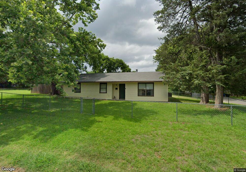 501 W Heron St, Denison, TX 75020 - photo 1