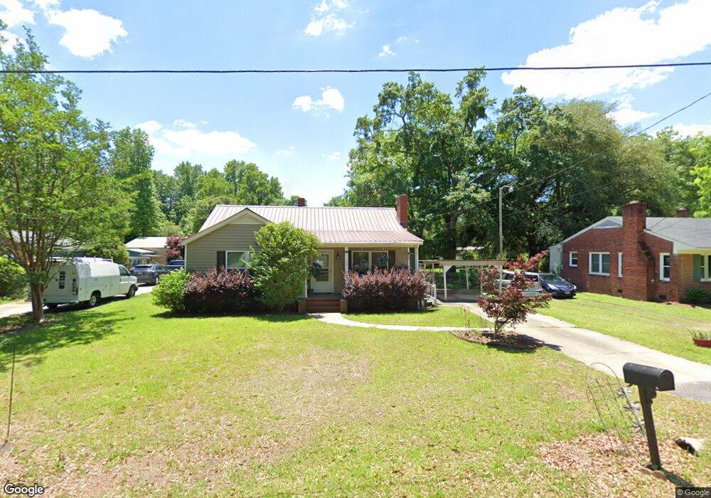 1100 Windsor Dr, Camden, SC 29020 - photo 1