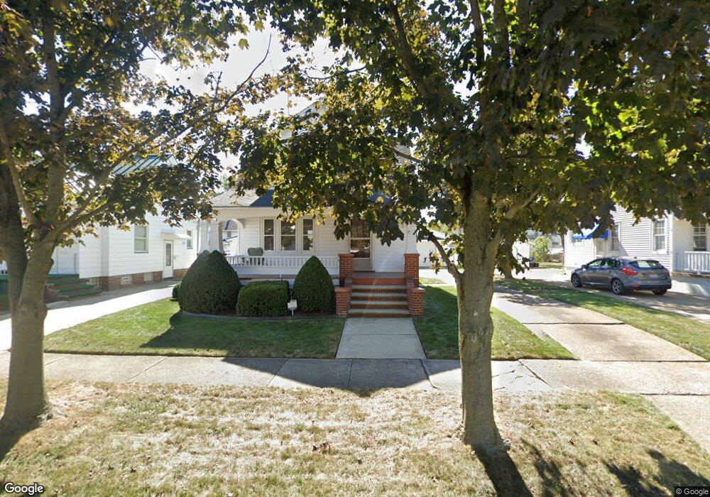2230 E 32nd St, Lorain, OH 44055 - photo 1