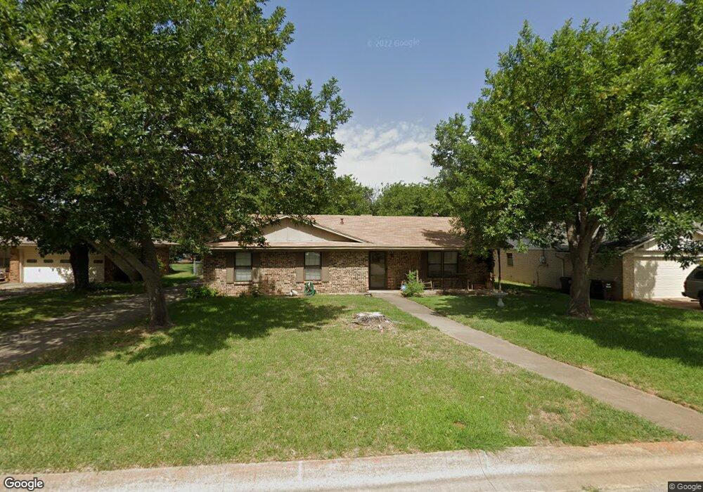 1920 Leslie St, Denton, TX 76205 - photo 1