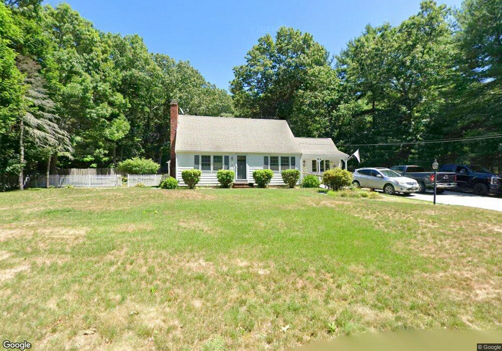 14 Elm St, Pembroke, MA 02359 - photo 1