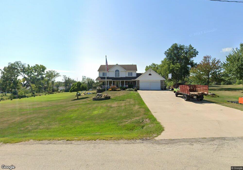 3515 Crestwood Dr NW, Cedar Rapids, IA 52405 - photo 1