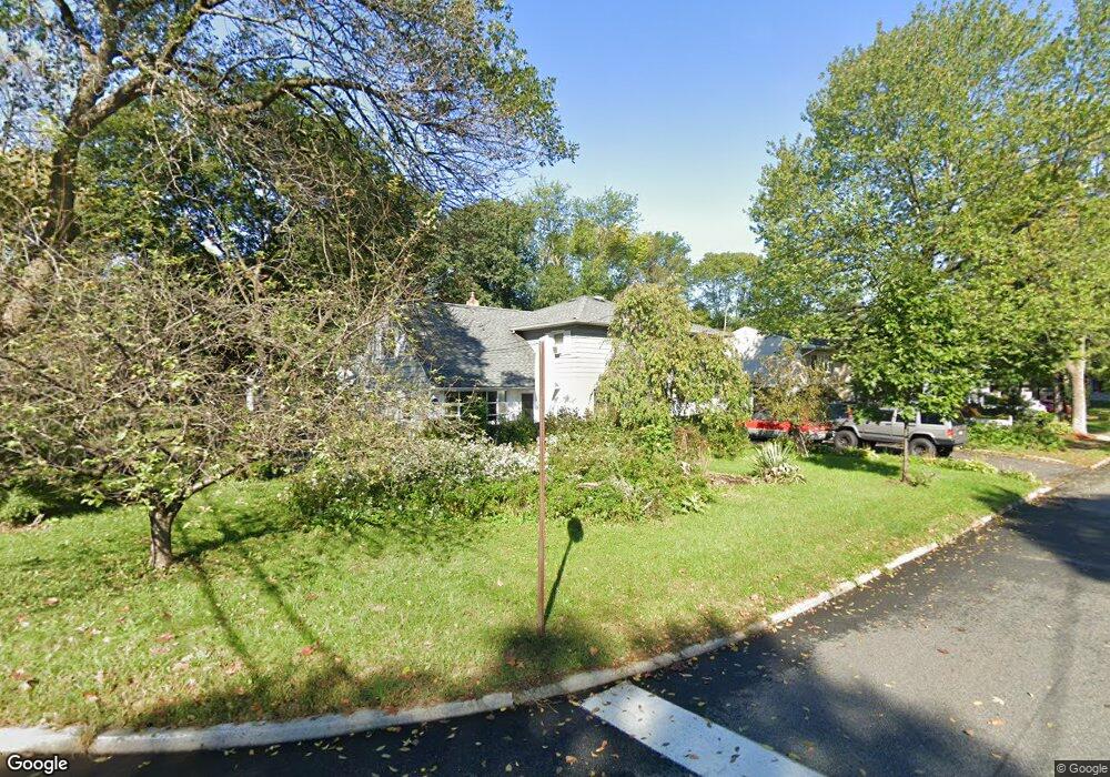 300 Mckinley Blvd, Paramus, NJ 07652 - photo 1