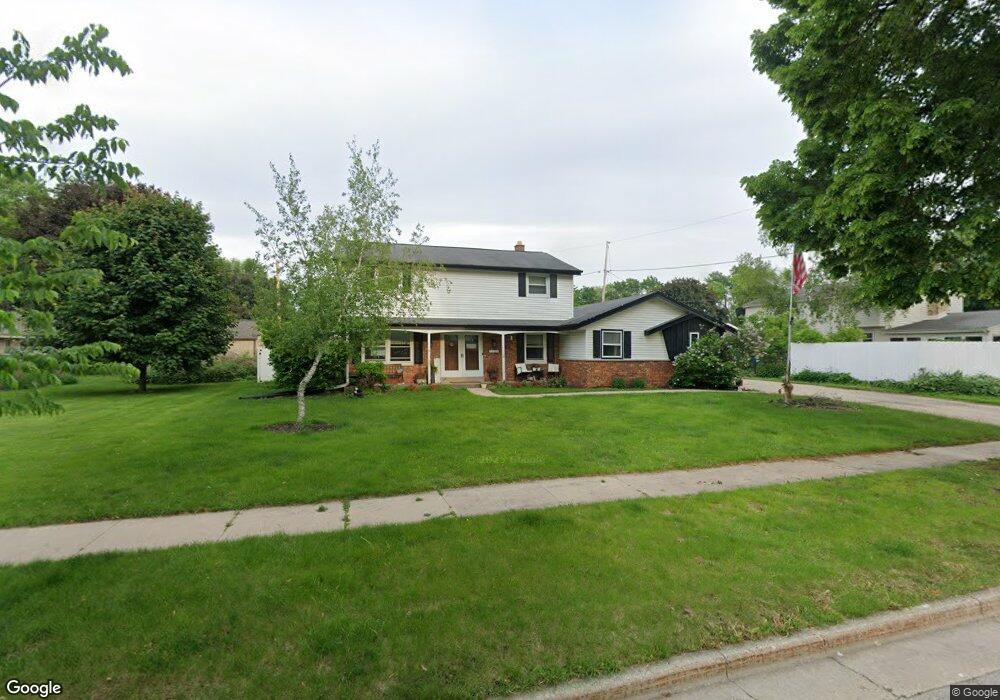 2309 Avalon Dr, Waukesha, WI 53186 - photo 1