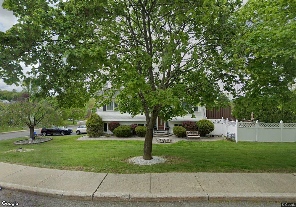 15 Seminara Cir, Garnerville, NY 10923 - photo 1