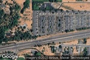 1894 Starburst Dr, Grants Pass, OR 97527