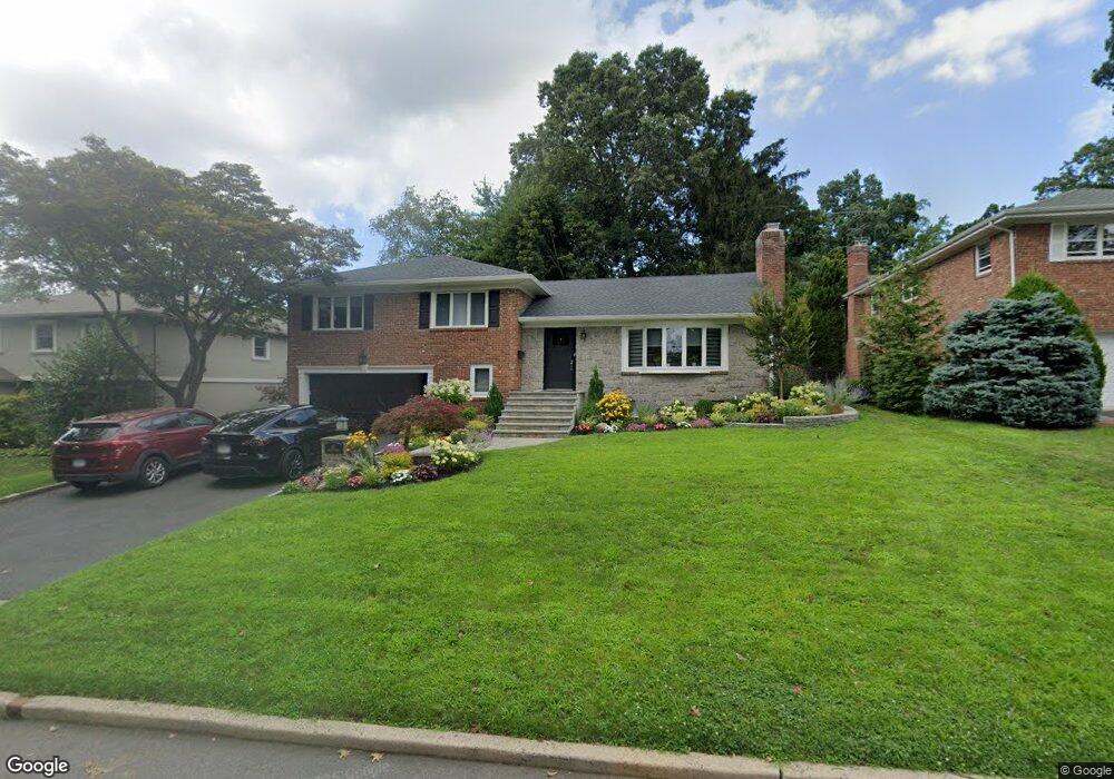 80 Bogart Ave, Port Washington, NY 11050 - photo 1