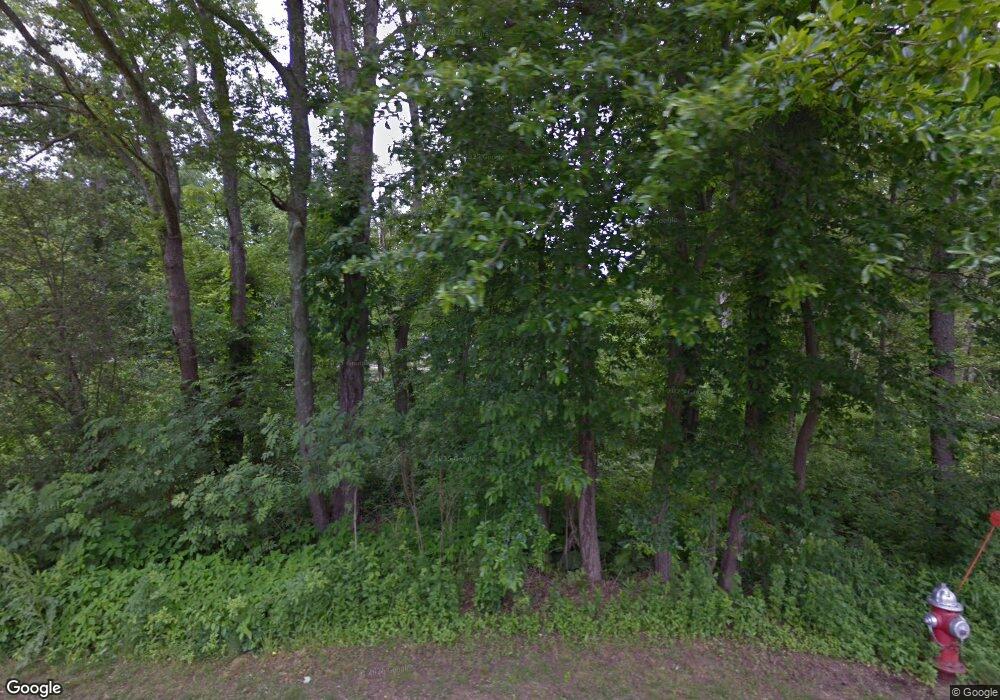 24 Allen St, Pembroke, MA 02359 - photo 1