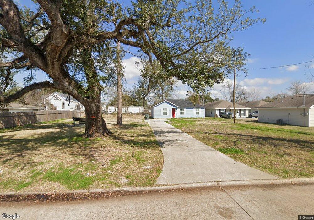 1427 Saint John St, Lake Charles, LA 70601 - photo 1