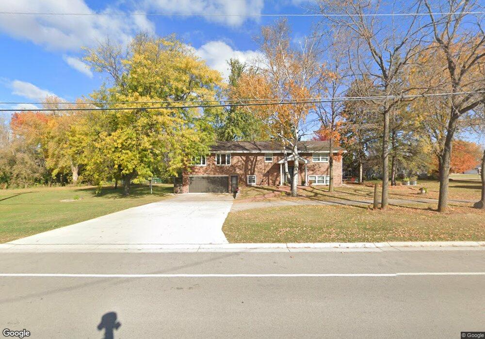 W3232 Creekview Ln, Appleton, WI 54915 - photo 1