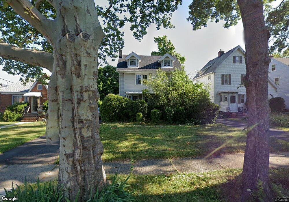 3485 Bainbridge Rd, Cleveland, OH 44118 - photo 1