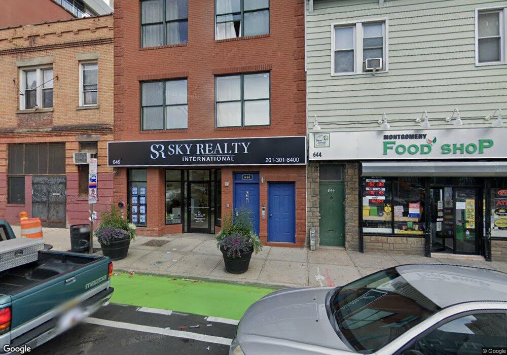 646 Montgomery St, Jersey City, NJ 07306 - photo 1