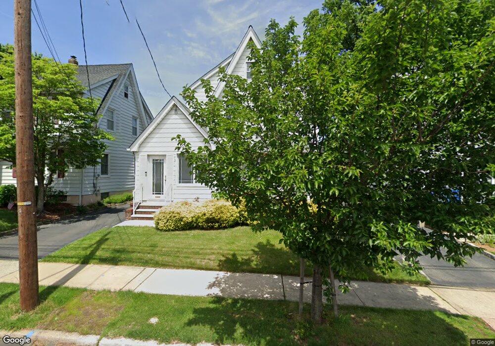 255 Longworth Ave, Hasbrouck Heights, NJ 07604 - photo 1