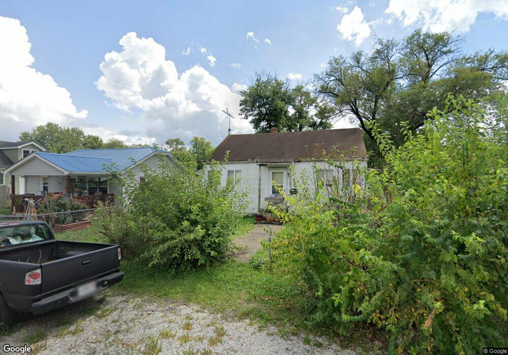 2121 Mcclure St, Columbus, IN 47201 - photo 1