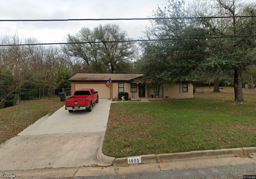 1505 Woodland Hills Dr, Tyler, TX 75701 - photo 1