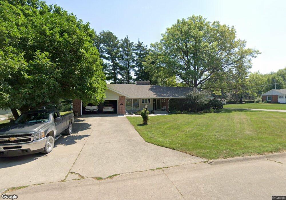 1609 Maple St, Shenandoah, IA 51601 - photo 1