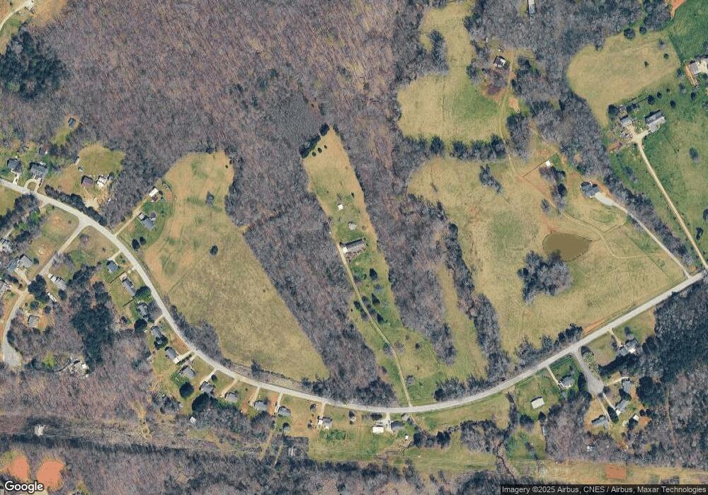 2820 Greenleaf Rd, Clover, SC 29710 - photo 1