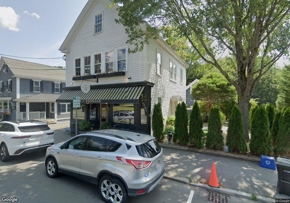 152 Main St unit 2- Room1, Wenham, MA 01984 - photo 1