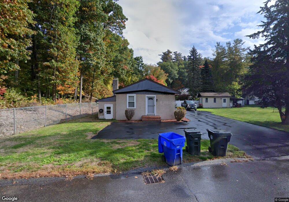 205 Crescent Rd, Manchester, NH 03103 - photo 1