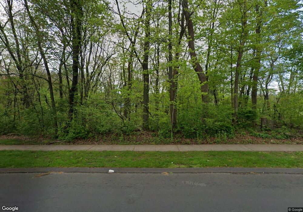 562 Oak Ave, Cheshire, CT 06410 - photo 1