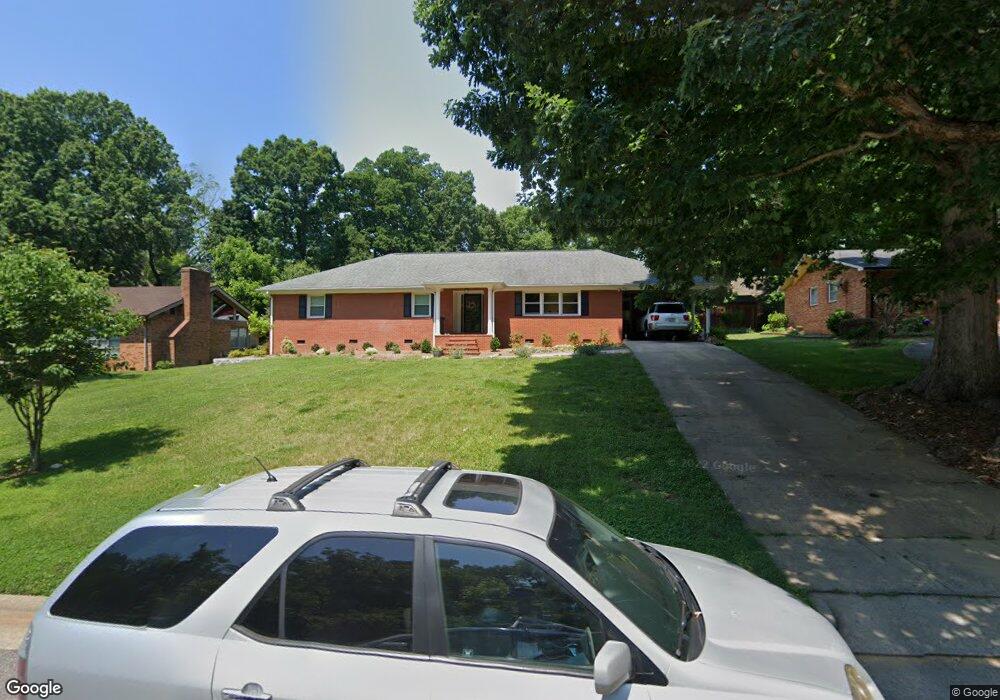 719 Brandon St, Statesville, NC 28677 - photo 1