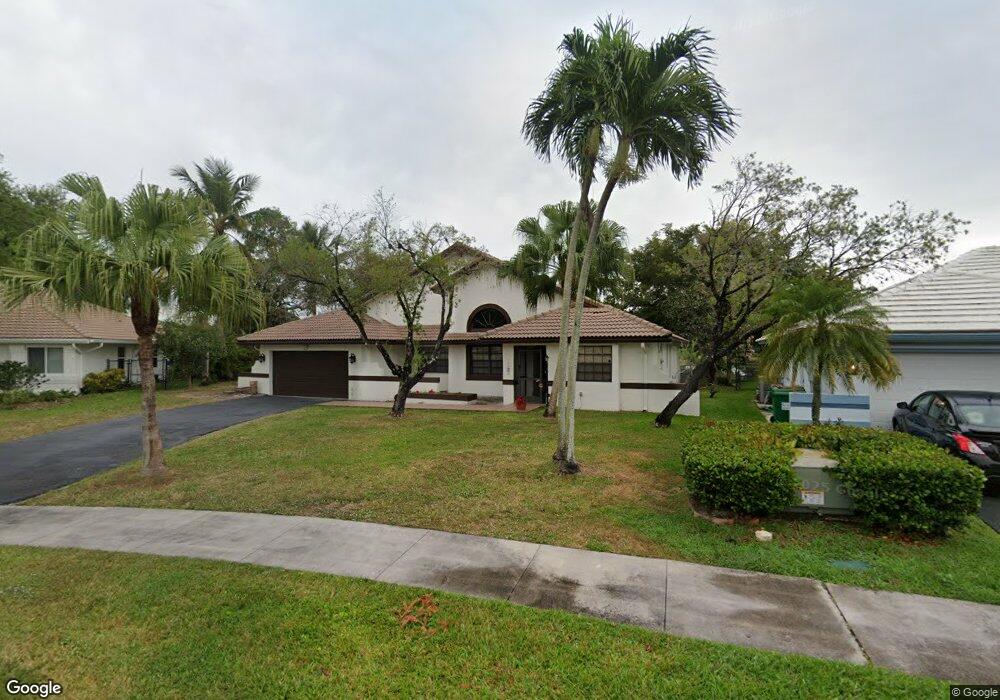 2220 SW 97th Ln, Davie, FL 33324 - photo 1