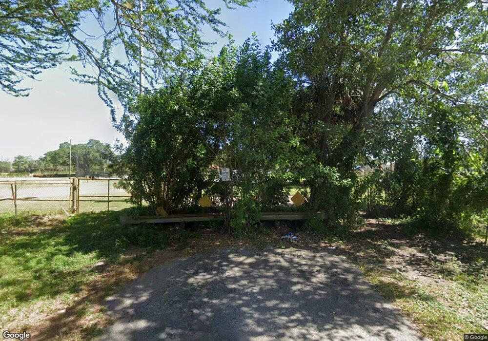 2600 NW 19th Ave, Oakland Park, FL 33311 - photo 1