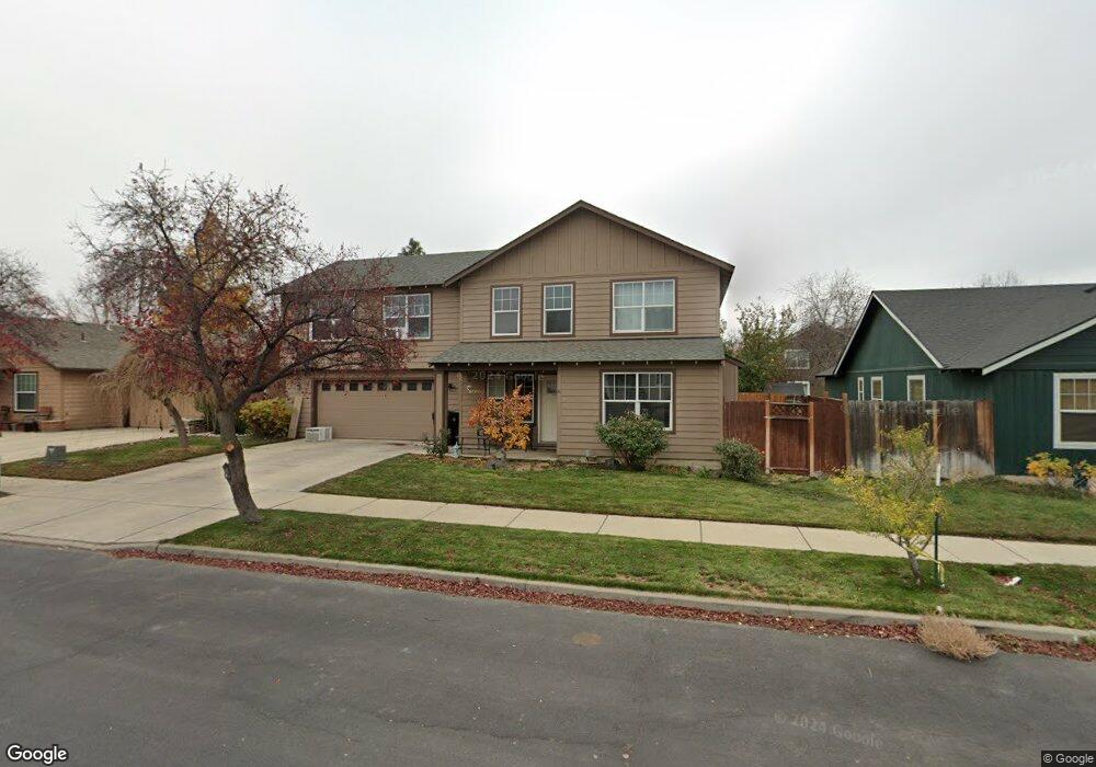 3424 SW Juniper Ave, Redmond, OR 97756 - photo 1