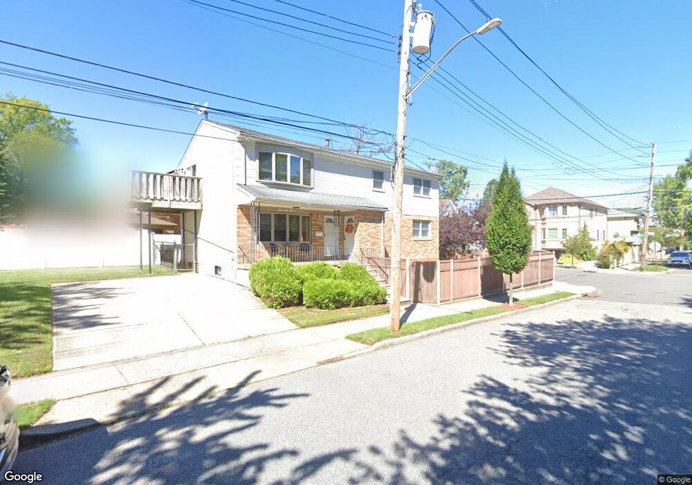 79 Ogorman Ave, Staten Island, NY 10306 - photo 1