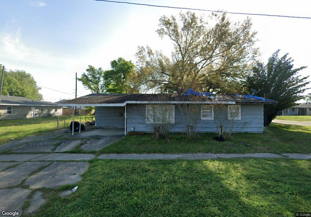 2733 General Vandenburg St, Lake Charles, LA 70615 - photo 1