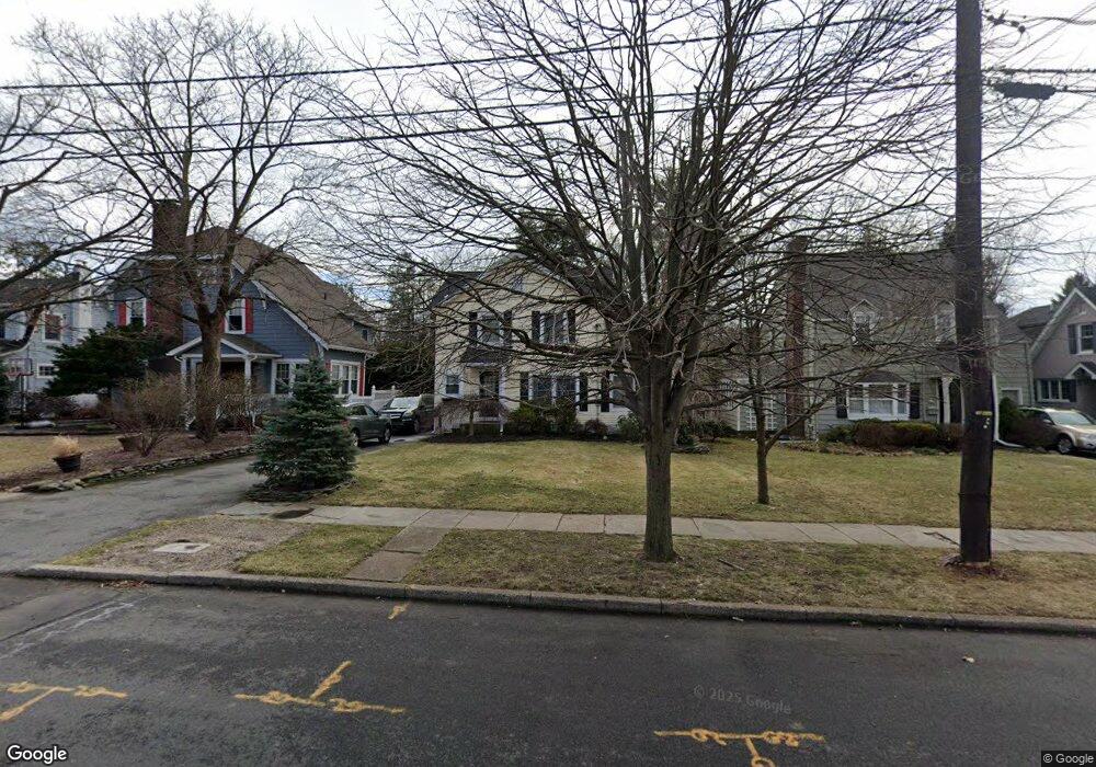 172 Maple Ave, Metuchen, NJ 08840 - photo 1